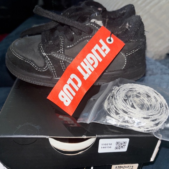 Black Travis Scott Dunks
